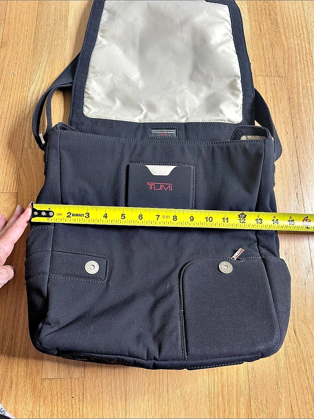 TUMI T-Tech Messenger Bag Black Crossbody Bag - Picture 5 of 9